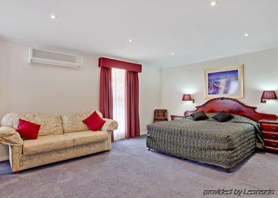 Bushman'S Motor Inn Parkes Extérieur photo