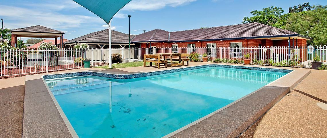 Bushman'S Motor Inn Parkes Extérieur photo